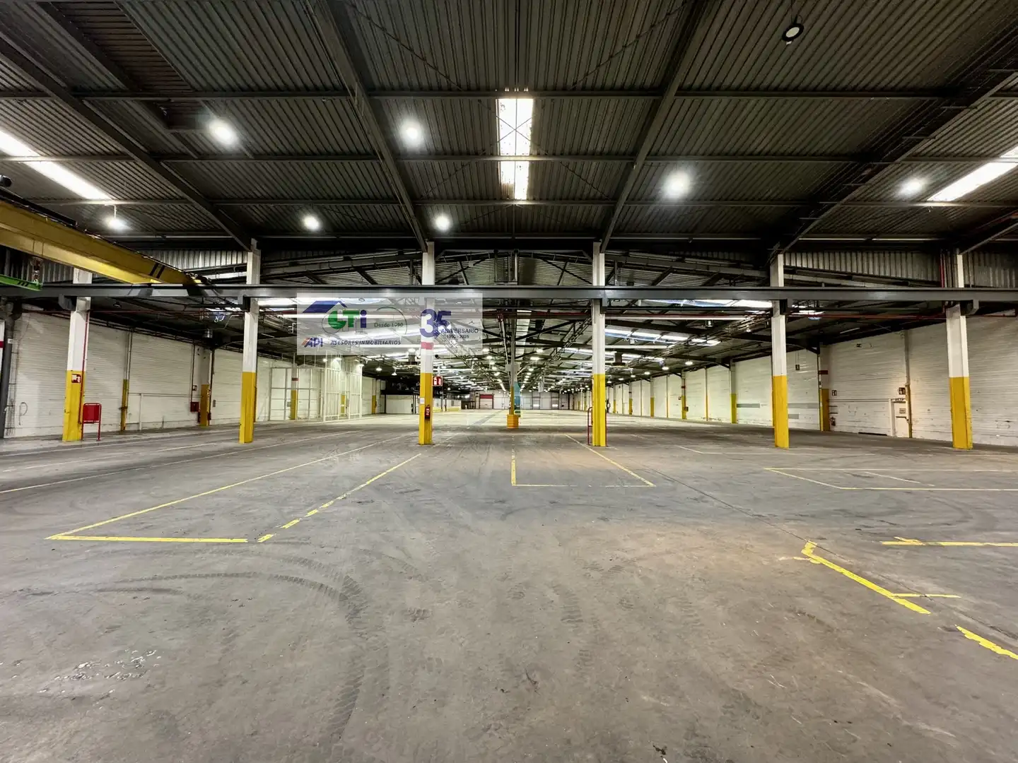 Parking de Nave industrial de alquiler en Pedrola