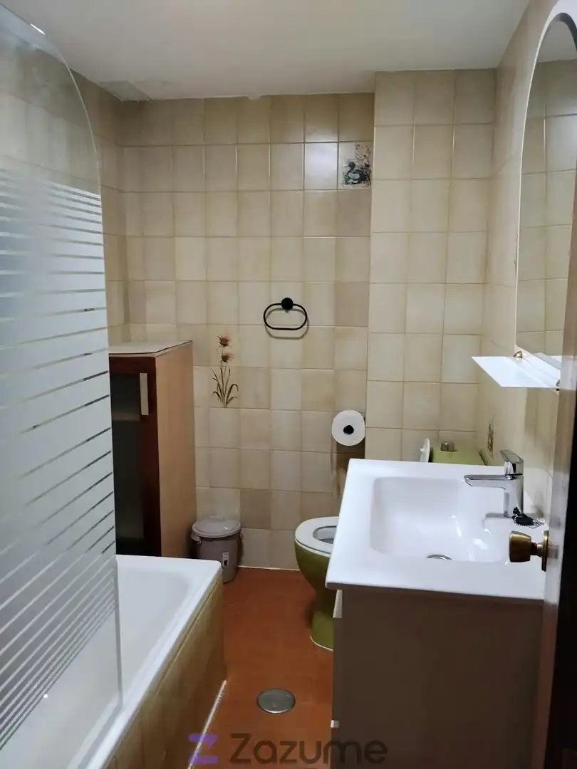 Bathroom of Flat for rent in Toro  with Heating, Furnished and Oven