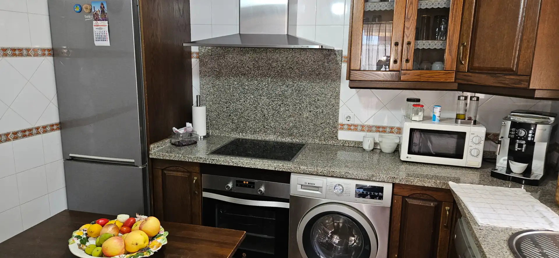 Cuina de Casa o xalet en venda en Chiclana de la Frontera amb Aire condicionat, Calefacció i Jardí privat