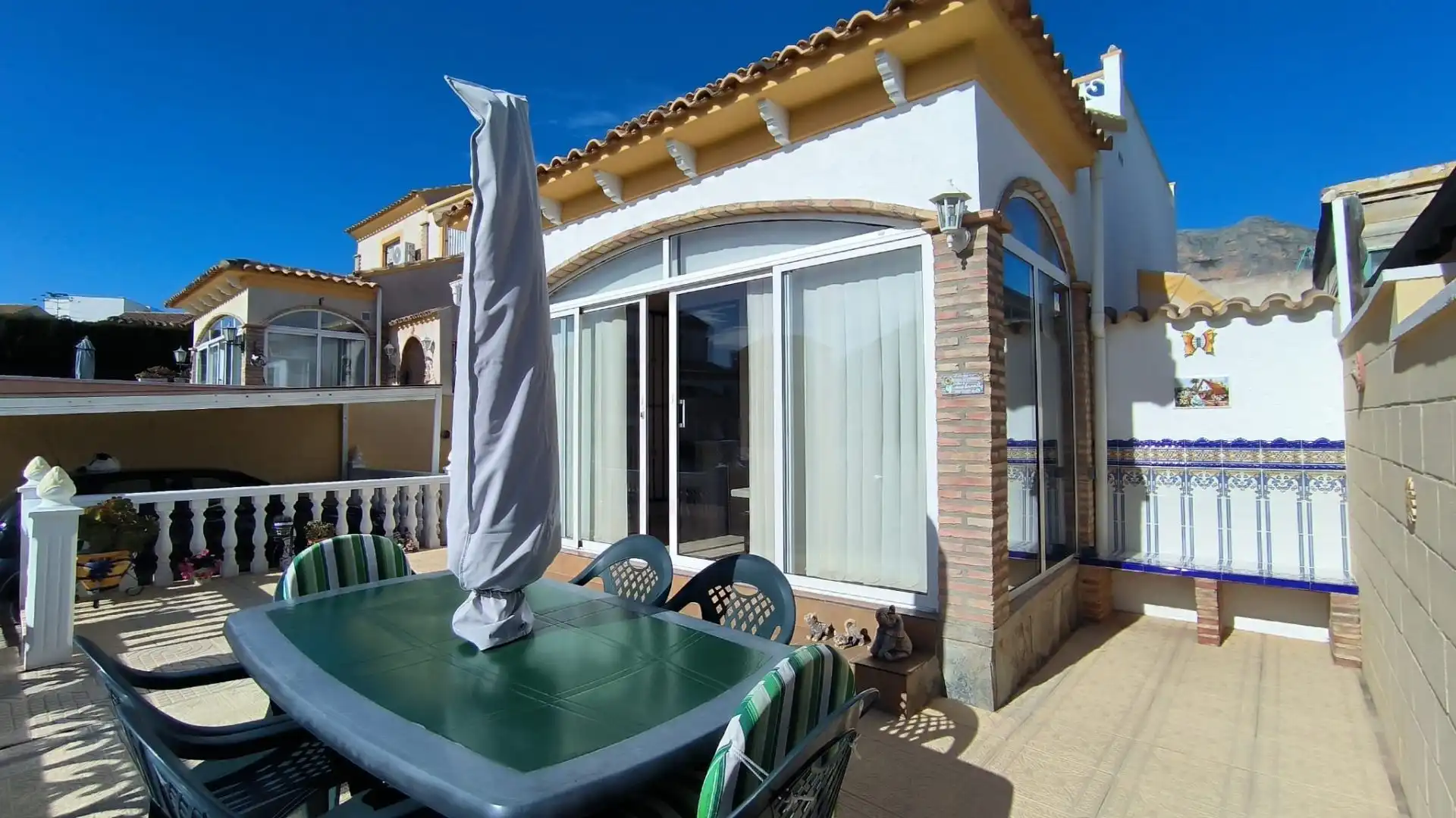 Terrassa de Casa o xalet en venda en Polop amb Aire condicionat, Calefacció i Jardí privat