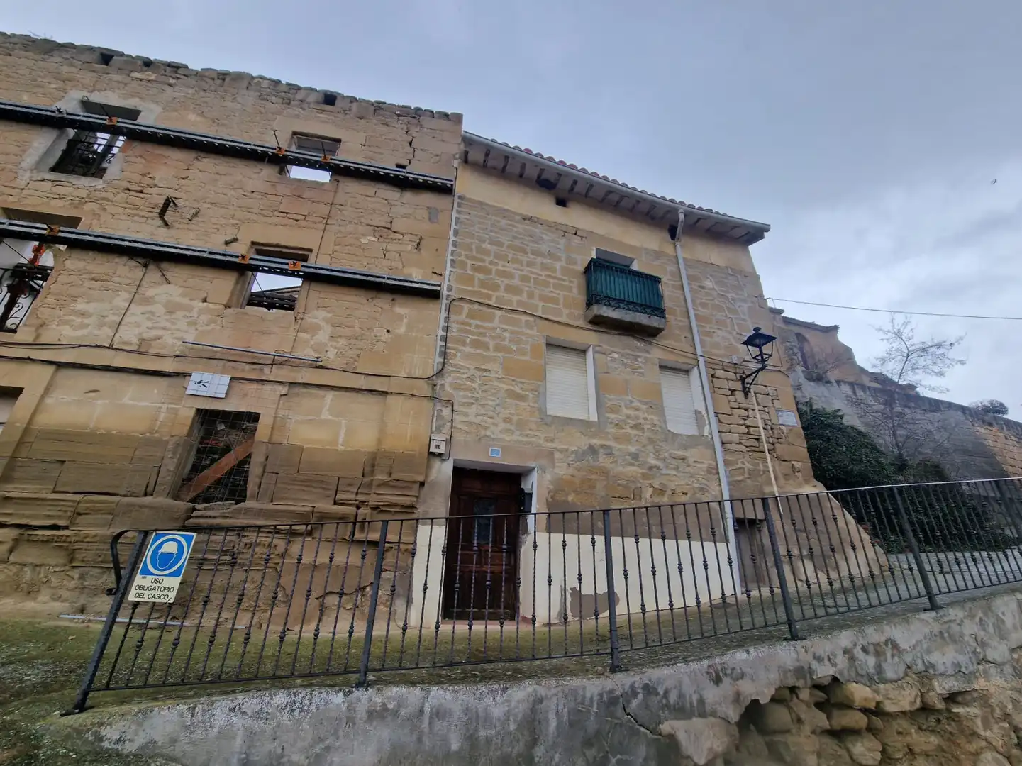 Vista exterior de Casa adosada en venda en Treviana