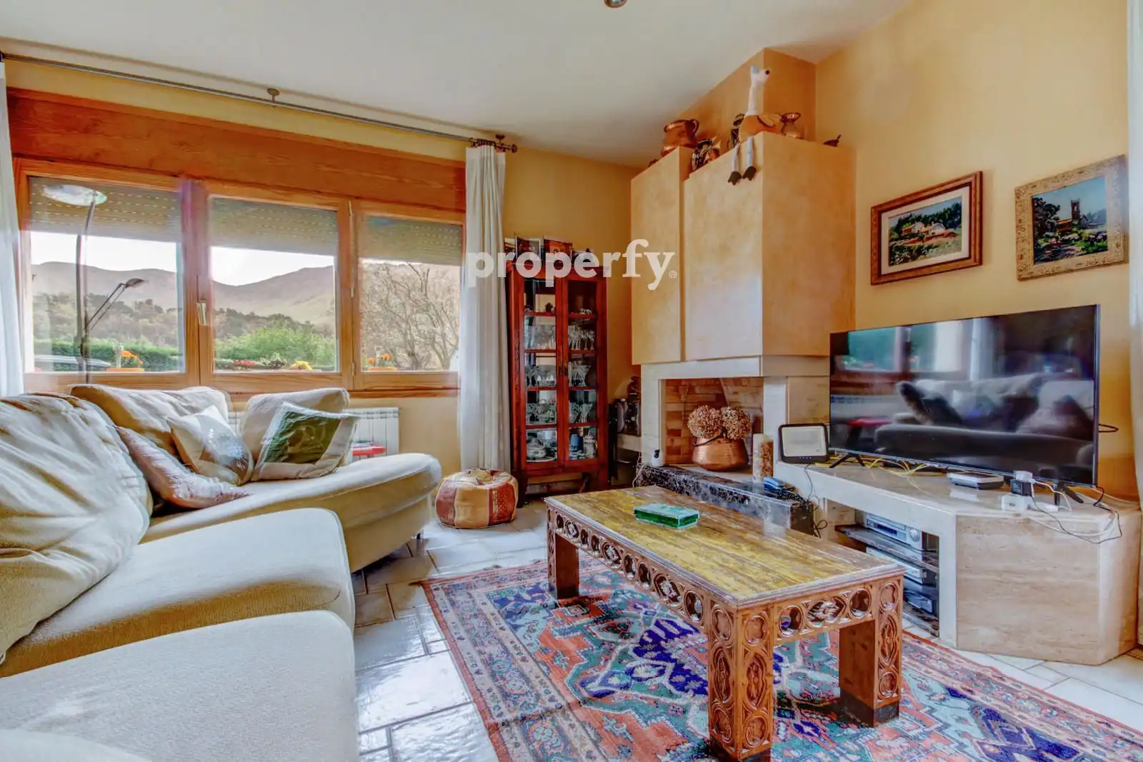 Sala de estar de Casa o chalet en venta en Viladrau con Calefacción, Jardín privado y Piscina