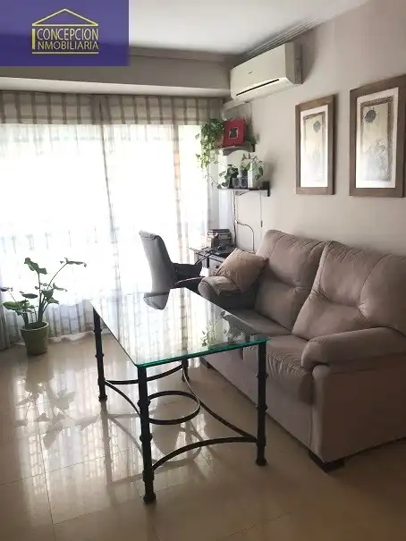 Sala d'estar de Apartament de lloguer en Córdoba amb Aire condicionat, Calefacció i Moblat