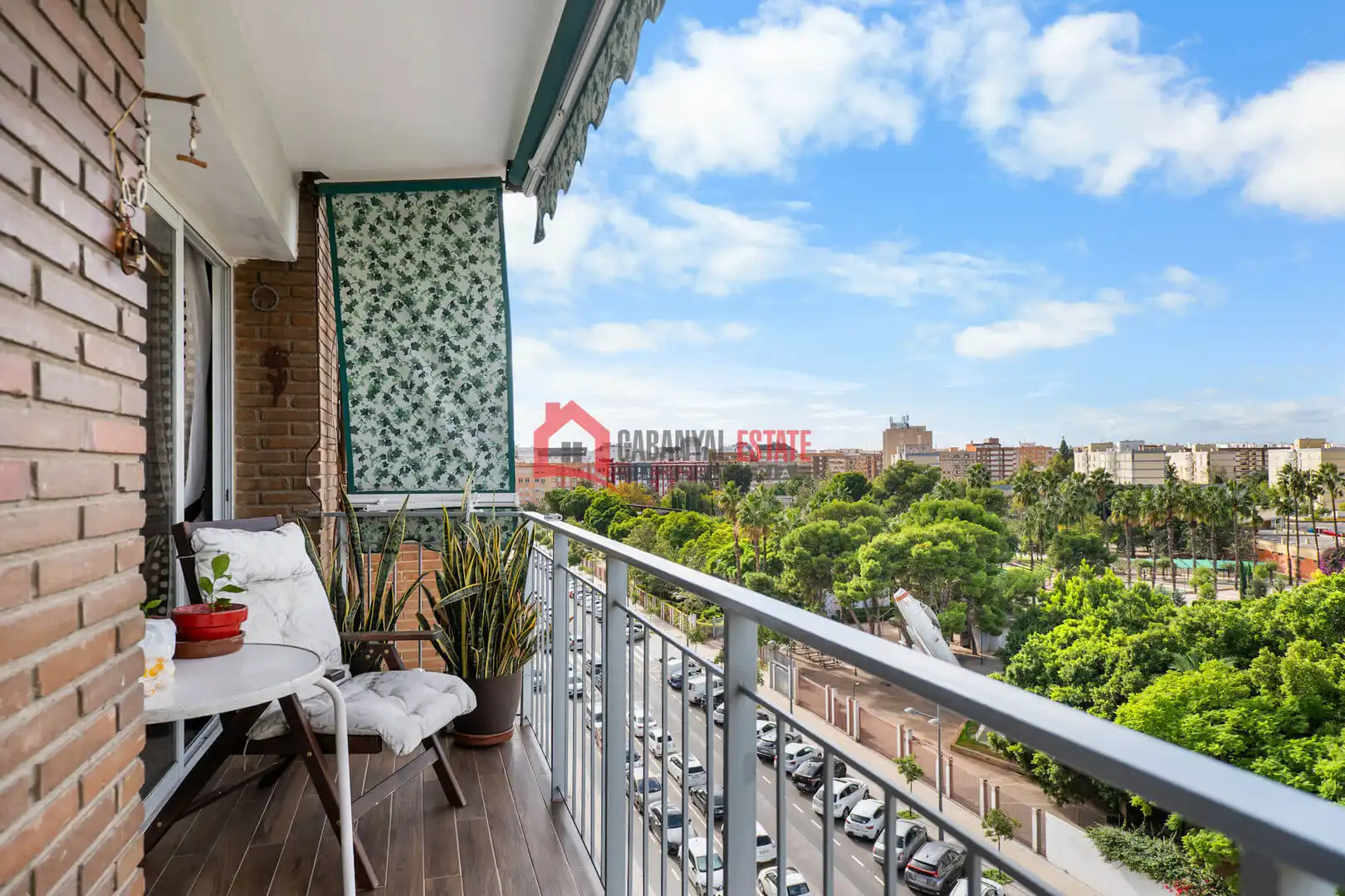 Vista exterior de Apartamento en venta en Valencia con Aire acondicionado, Terraza y Amueblado
