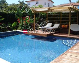 Swimming pool of House or chalet to rent in Castelldefels  with Air Conditioner, Heating and Private garden