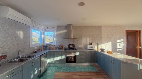 Villa con piscina y doble garaje en Roses, Bild 4