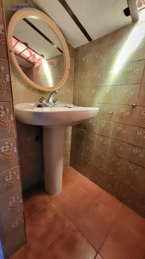 Bathroom of Flat for sale in  Logroño  with Terrace and Storage room