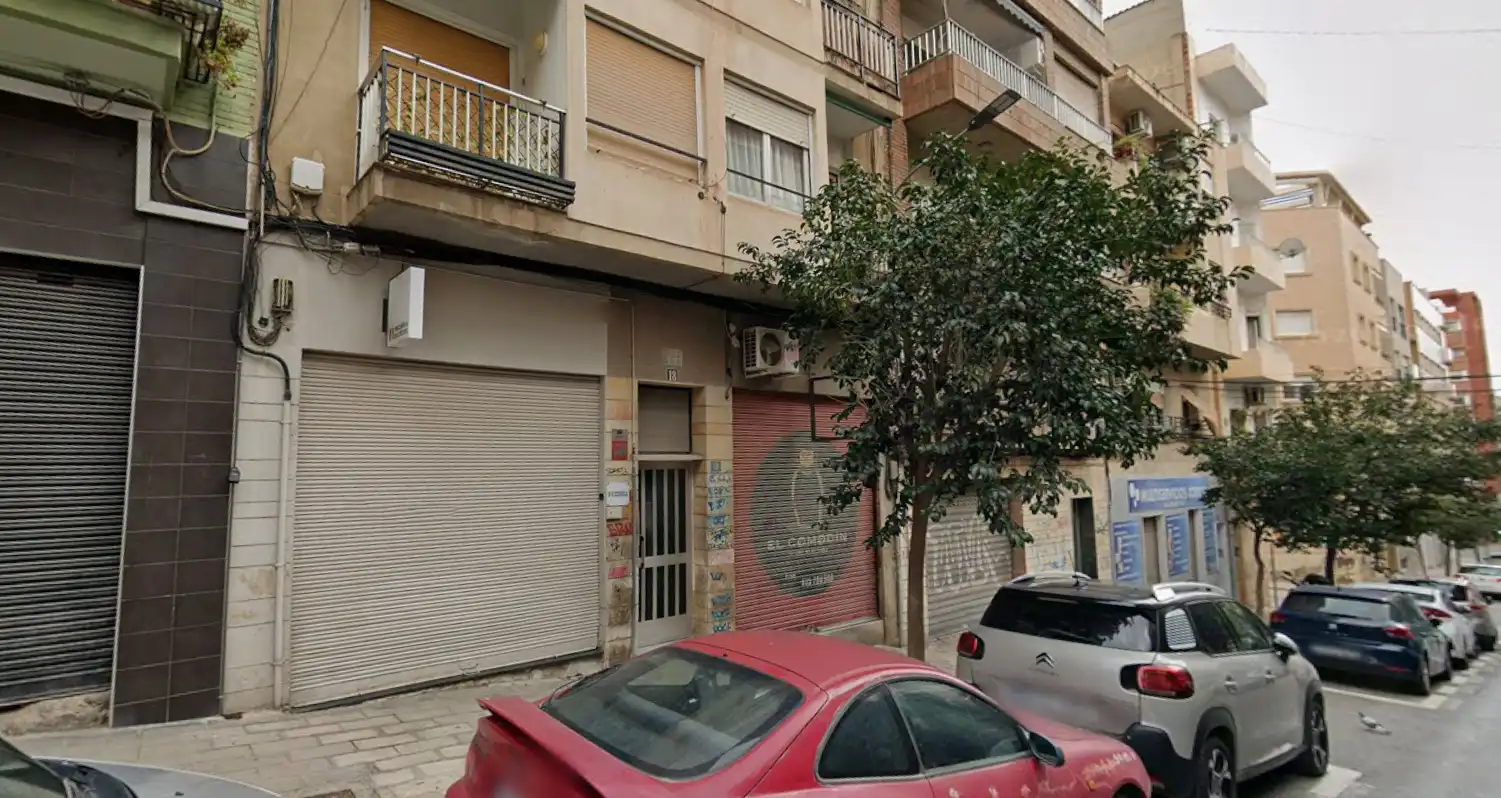 Vista exterior de Pis en venda en Alicante / Alacant