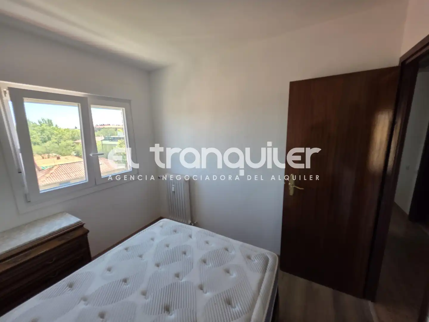 Bedroom of Flat for rent in Madrid  with Air Conditioner, Terrace and Furnished