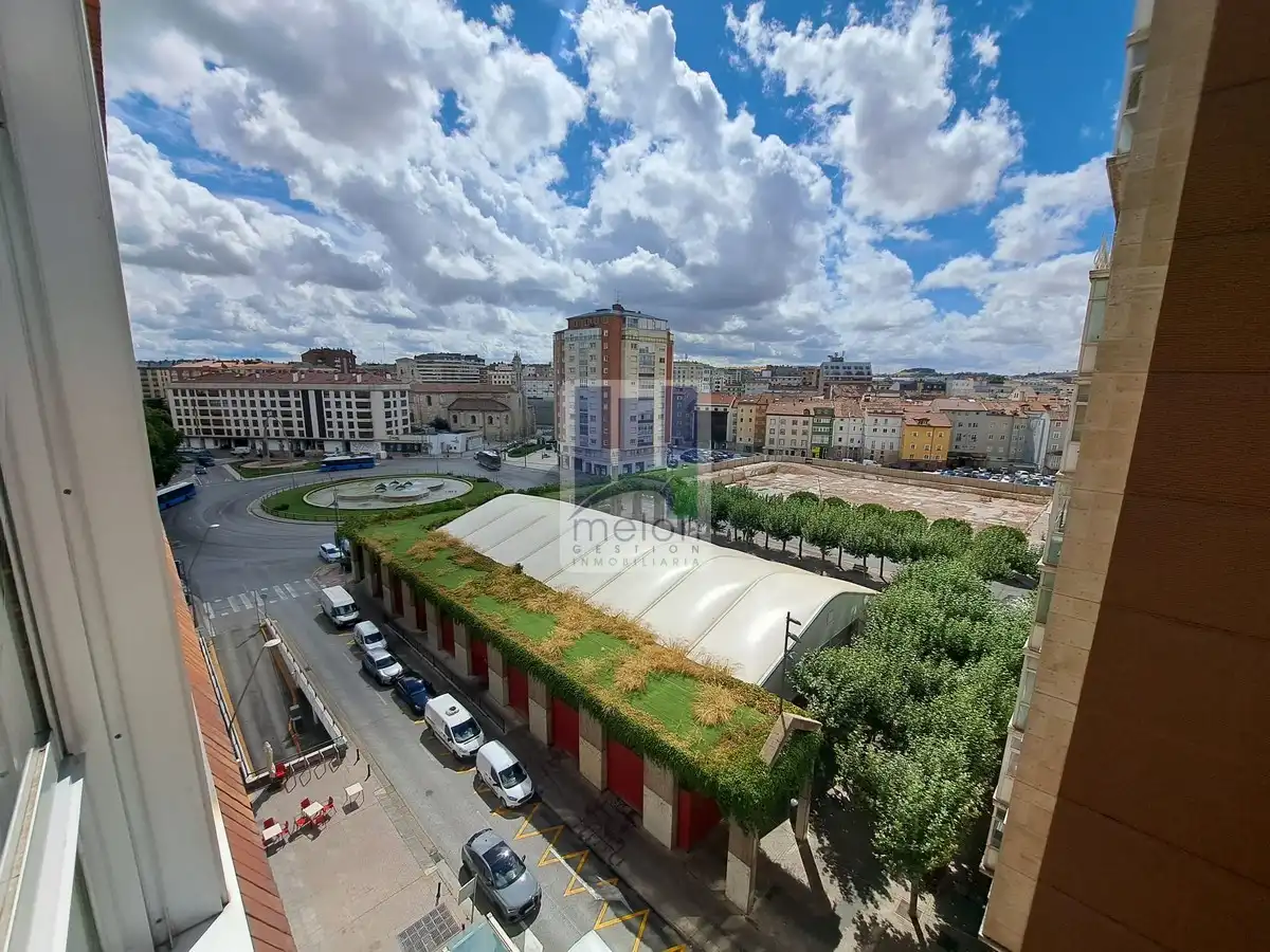 Pis amb ascensor en venda a PLAZA DE ESPAÑA