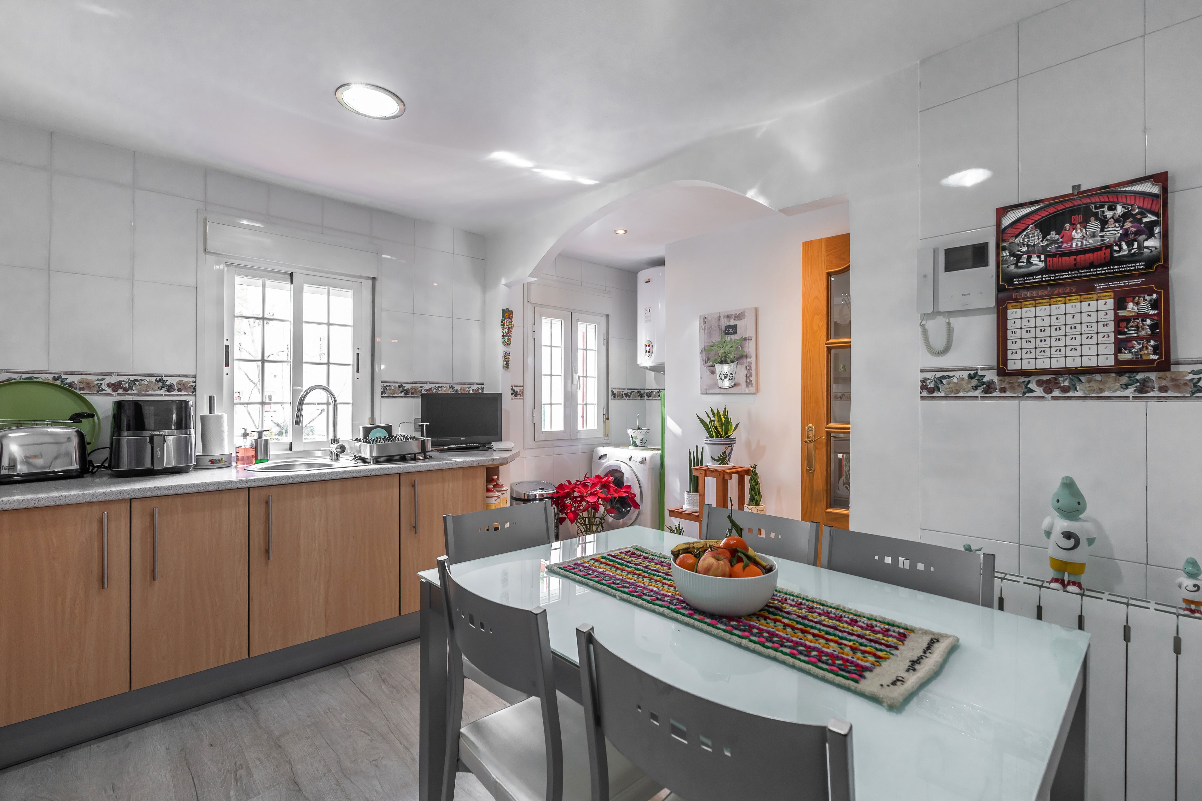 Kitchen of Flat for sale in  Madrid Capital  with Heating and Balcony