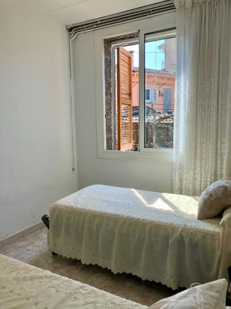 Bedroom of Houses for sale in Olot  with Heating, Private garden and Terrace