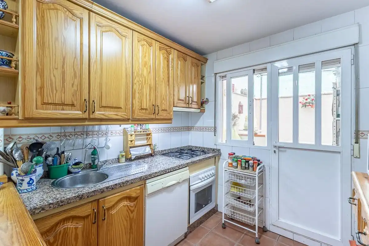 Cocina de Casa adosada en venta en Alhendín con Calefacción, Terraza y Balcón