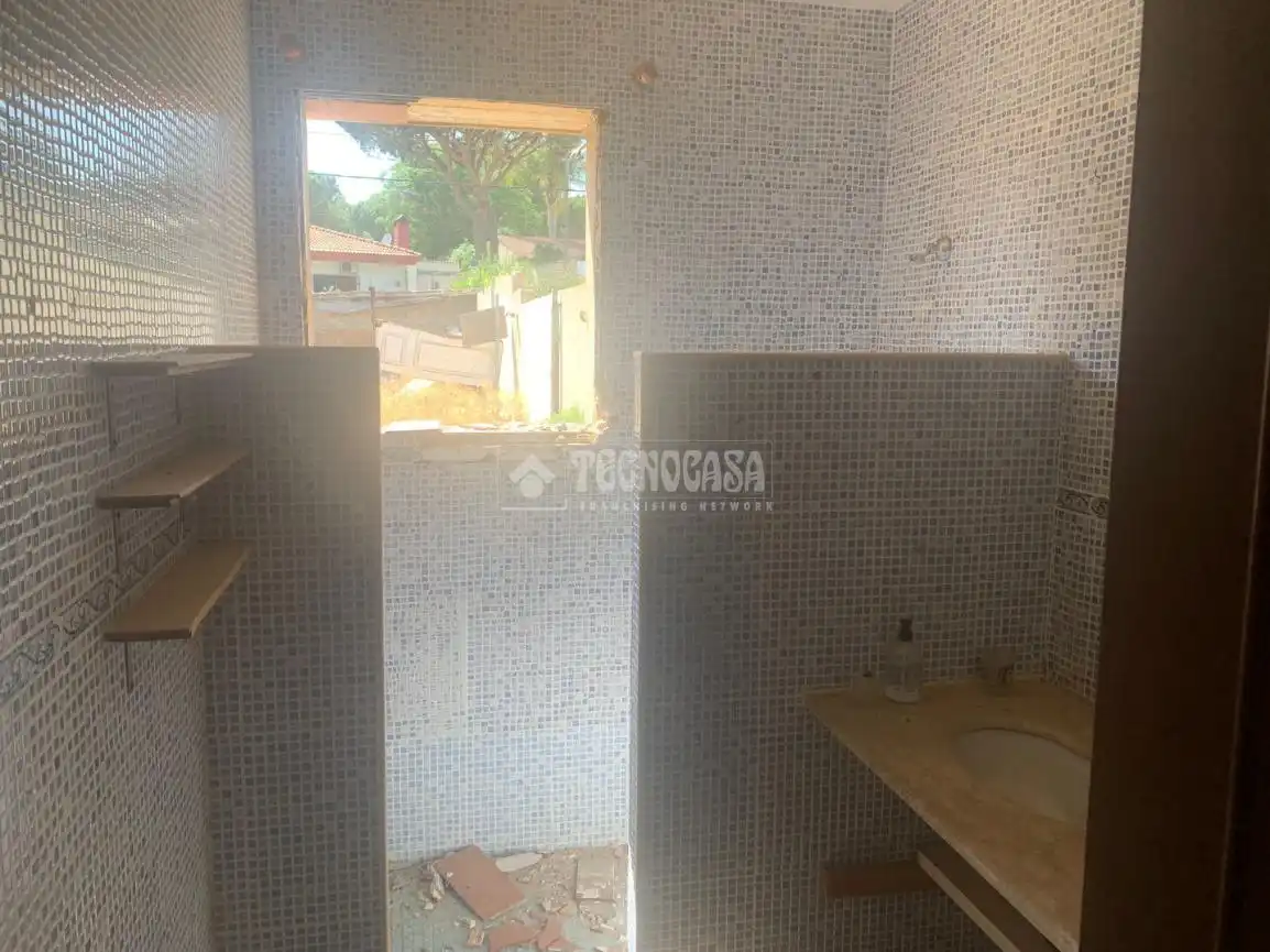 Badezimmer von Country house zum Verkauf in Chiclana de la Frontera mit Heizung