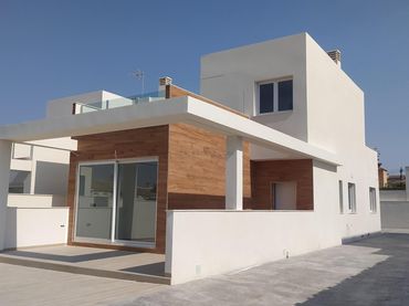 Villa avec jardin à vendre à Nueva Torrevieja - Aguas Nuevas