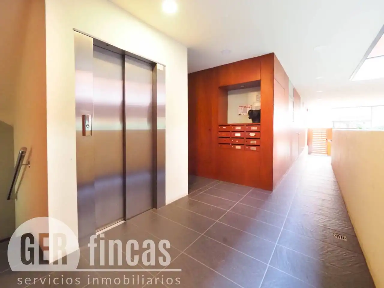 Maisonette zum Verkauf in Terrassa mit Klimaanlage, Heizung und Parkett