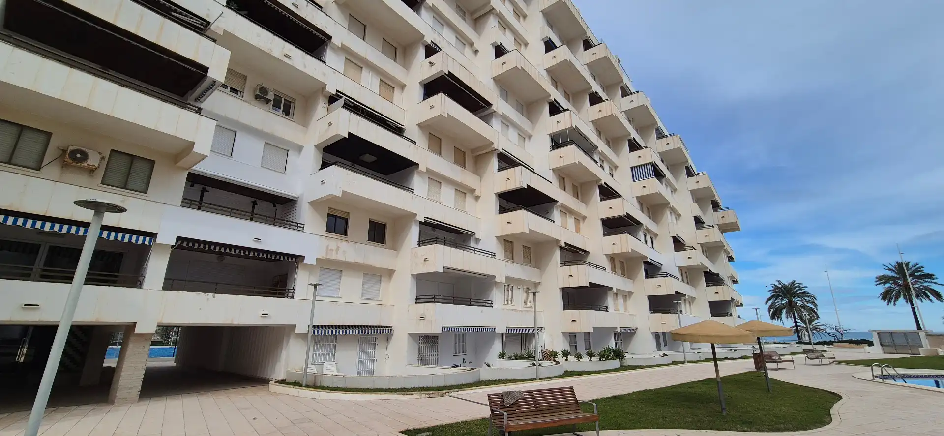 Vista exterior de Dúplex en venda en Gandia amb Terrassa, Traster i Moblat