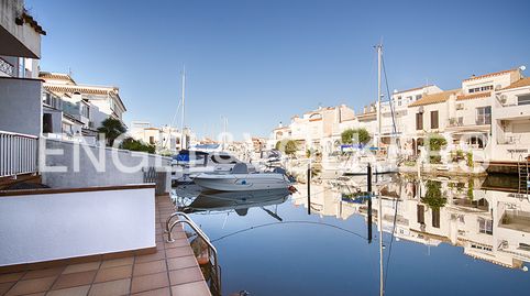 Foto 2 de Casa adosada en venta en Passatge Port Rhodes, Port Grec - Port Moxó, Empuriabrava