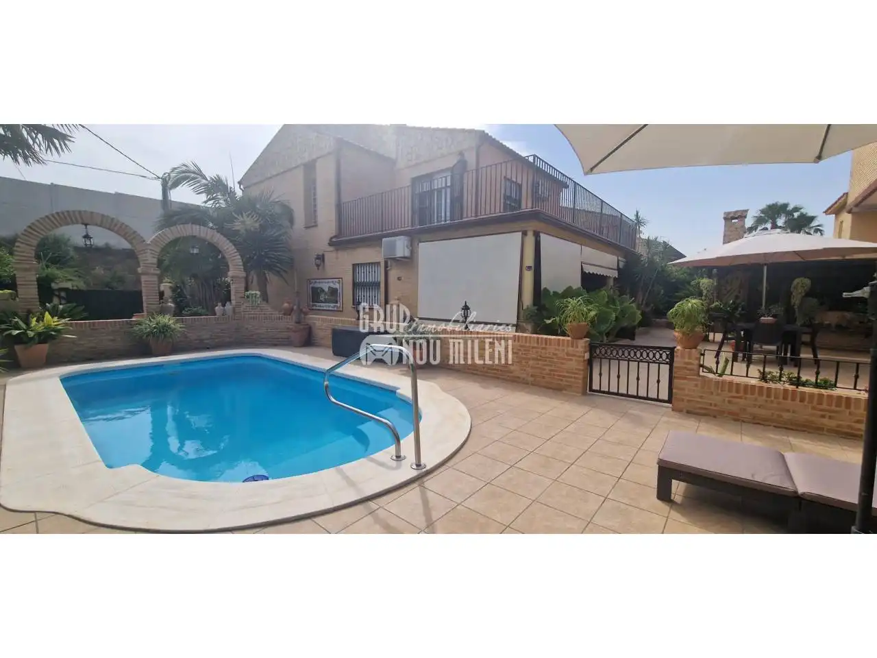 Exterior view of Houses for sale in Picassent  with Air Conditioner, Private garden and Terrace
