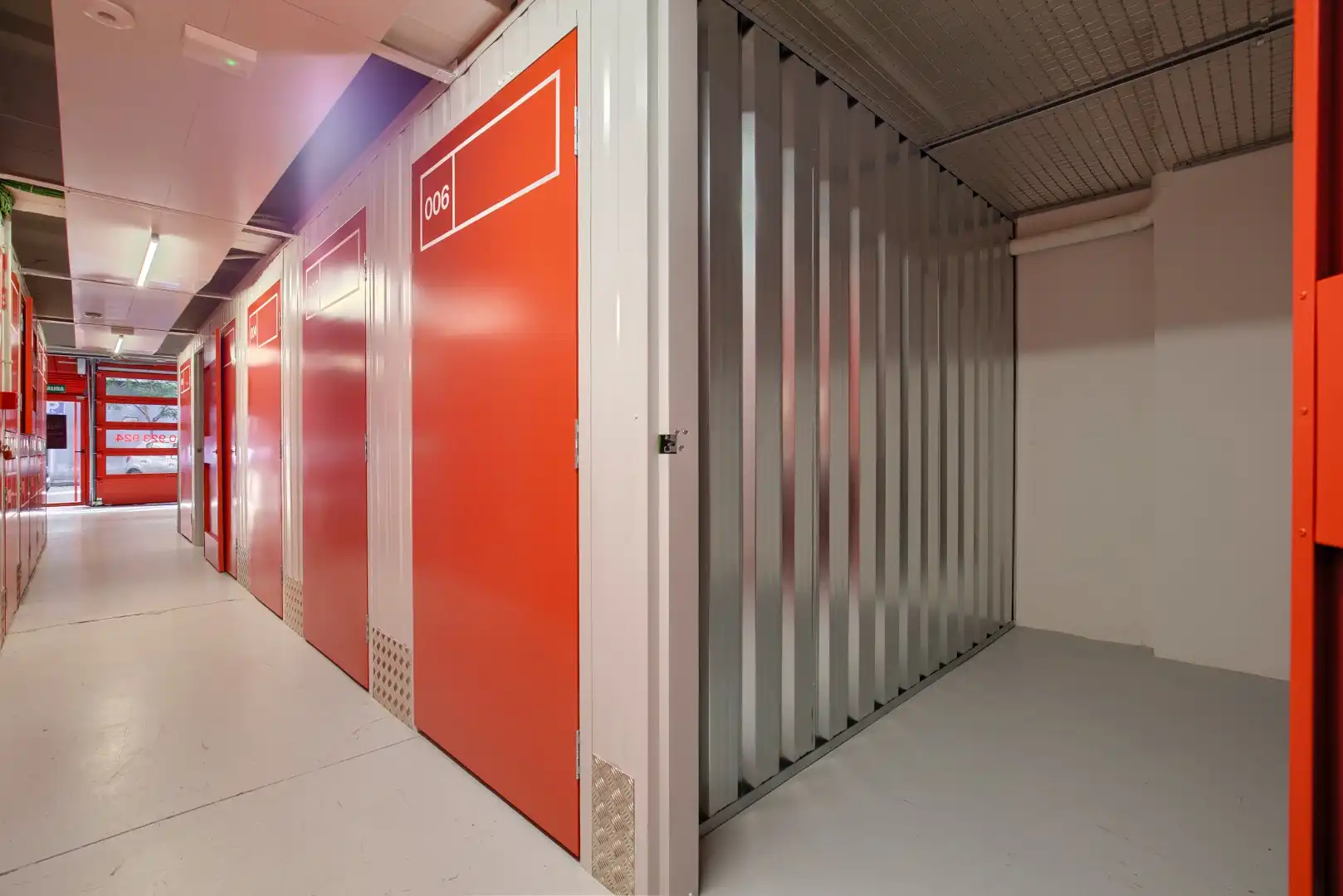 Storage room for rent in Madrid  with Alarm
