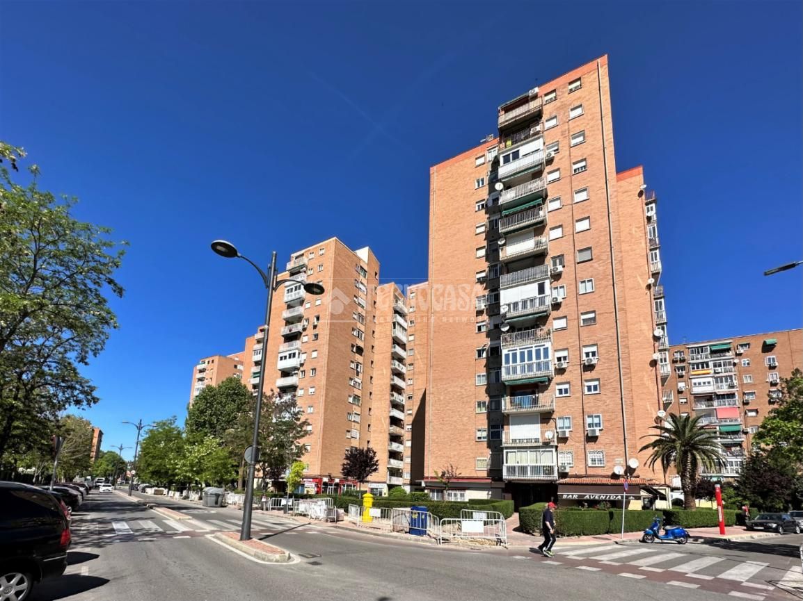 Exterior view of Flat for sale in Alcalá de Henares  with Heating and Terrace