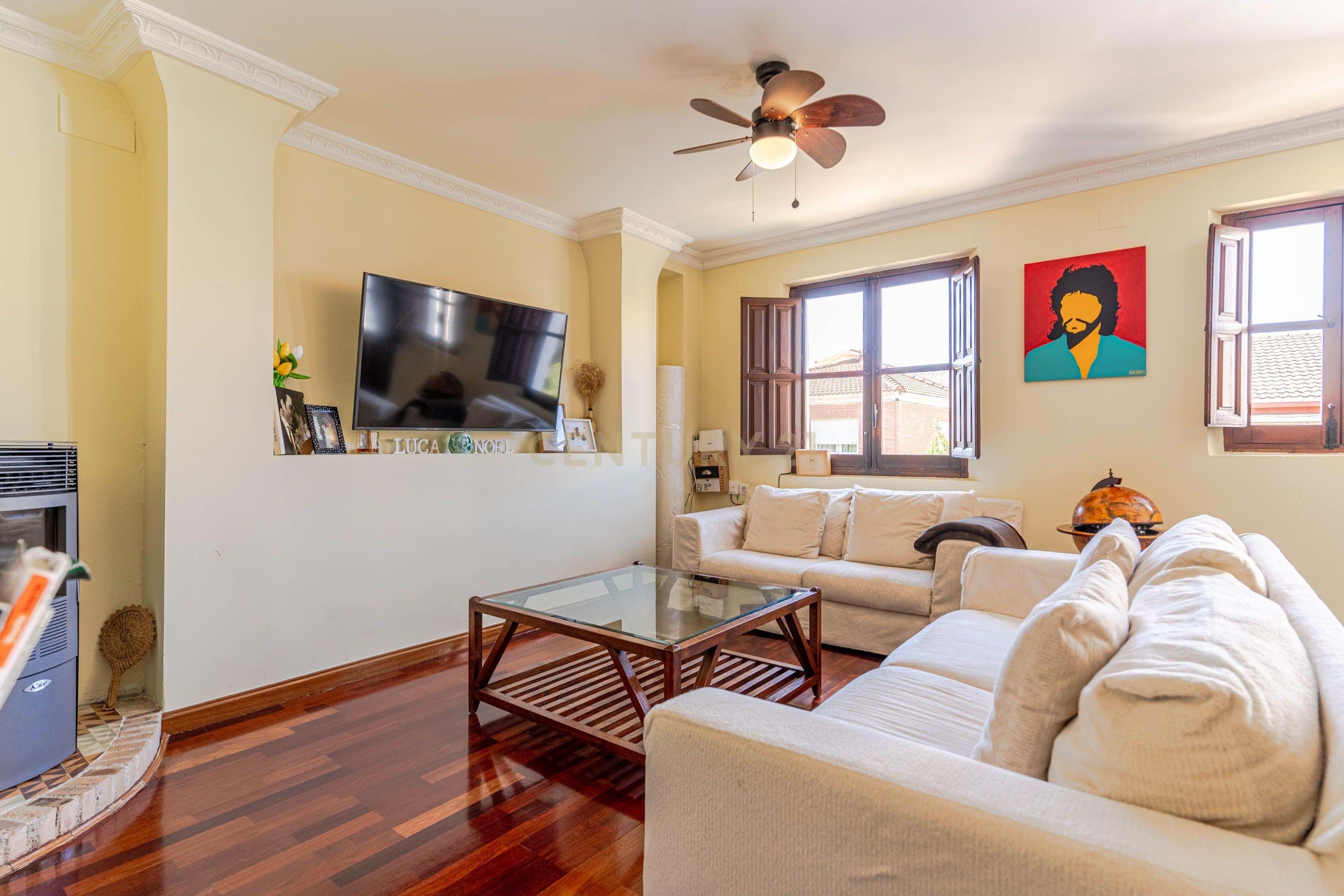 Living room of House or chalet for sale in Huétor Vega  with Air Conditioner and Terrace