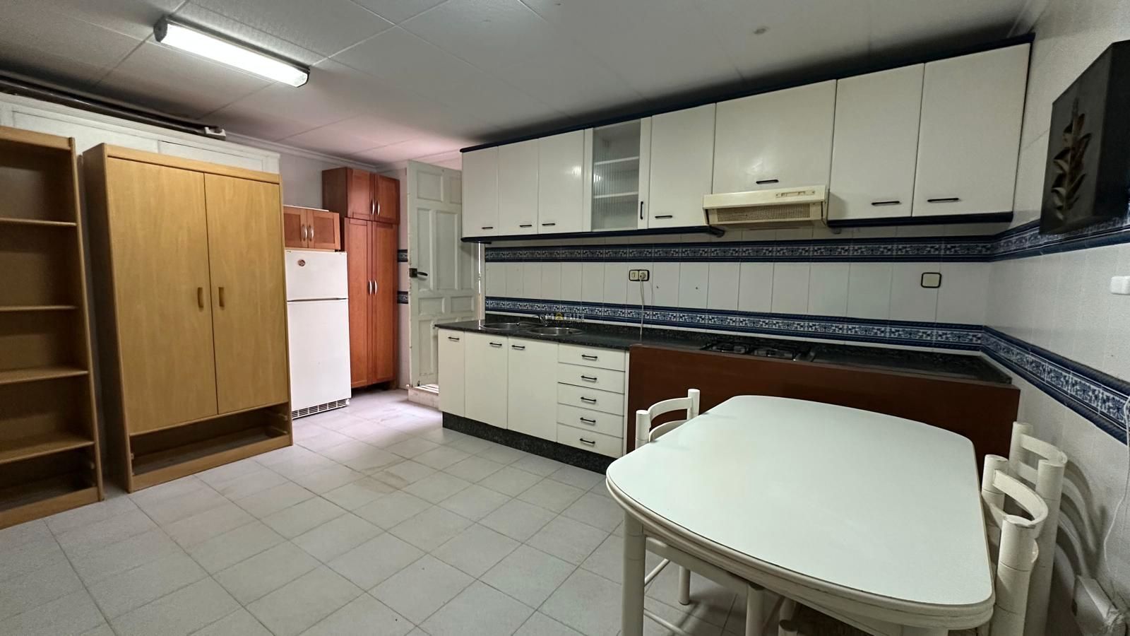 Cuina de Casa adosada en venda en Cartagena amb Aire condicionat, Calefacció i Forn