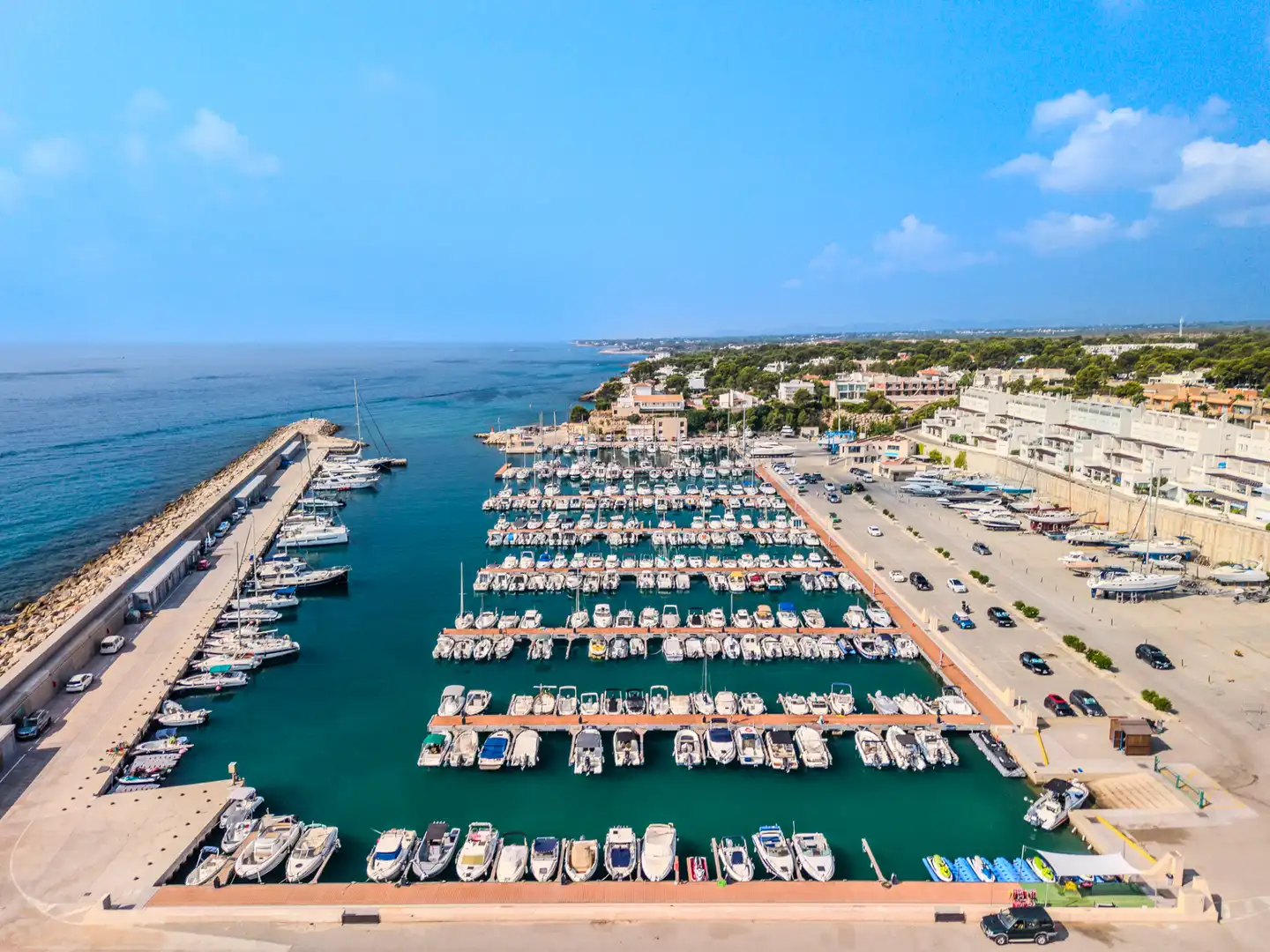 Parking de Apartamento en venta en L'Ametlla de Mar  con Aire acondicionado, Terraza y Amueblado