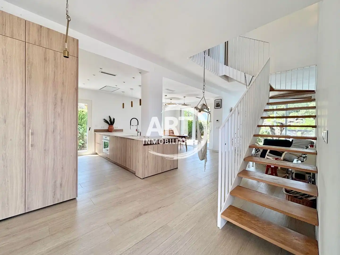 Sala d'estar de Casa o xalet de lloguer en L'Eliana amb Aire condicionat, Calefacció i Jardí privat