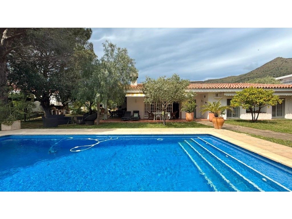 Piscina de Casa o chalet en venta en Roses