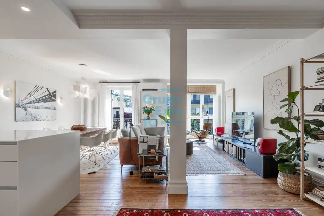 Sala de estar de Piso en venta en Donostia - San Sebastián  con Aire acondicionado, Calefacción y Balcón