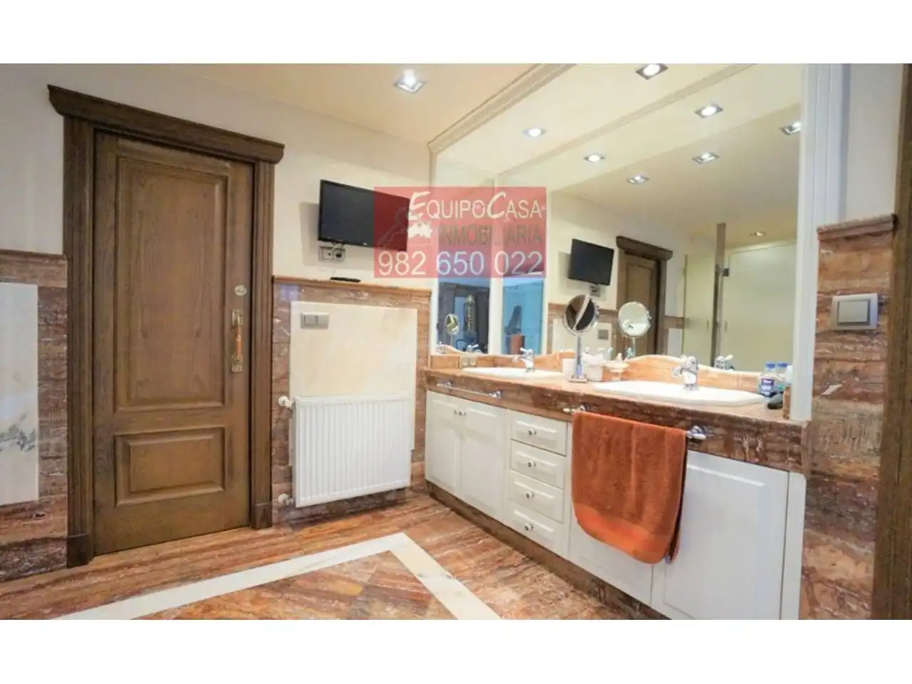 Piso con ascensor en venta en A Milagrosa, imagen 5