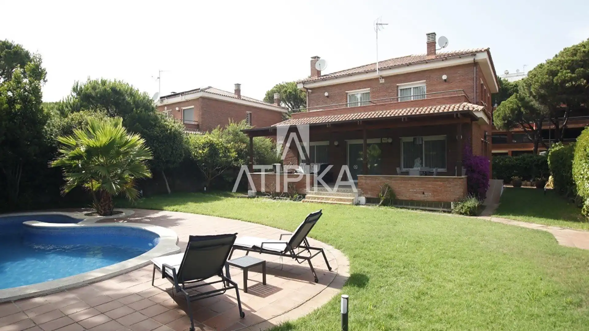 Jardín de Casa o chalet en venta en Gavà con Aire acondicionado, Calefacción y Piscina