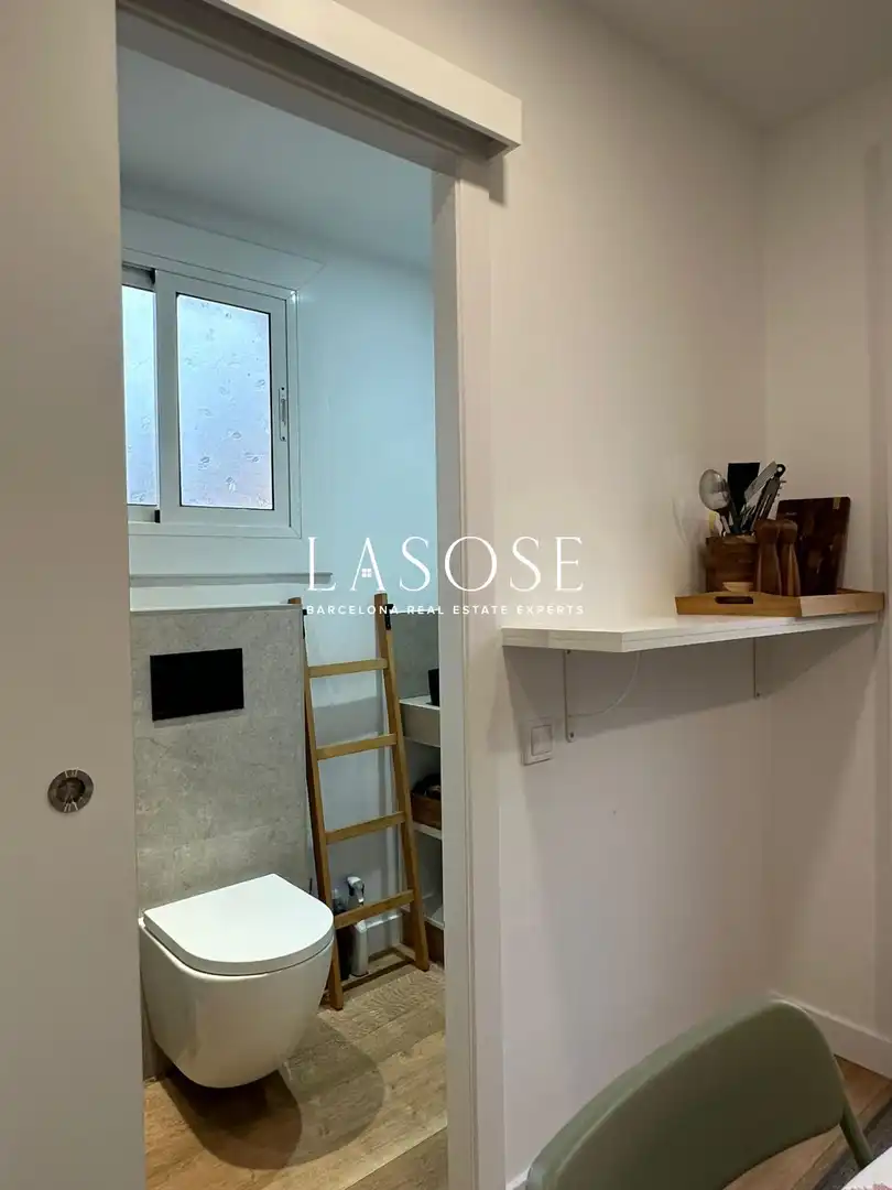 Bedroom of Flat for rent in L'Hospitalet de Llobregat  with Furnished and Balcony