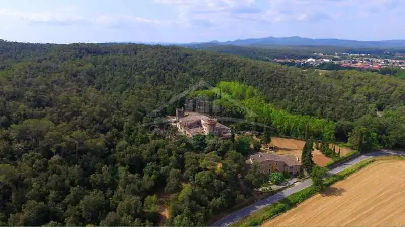 Country homes for sale in Flaçà  with Air Conditioner, Heating and Private garden