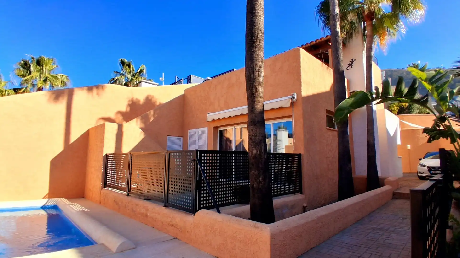 Vista exterior de Finca rústica en venta en L'Alfàs del Pi con Aire acondicionado, Terraza y Trastero