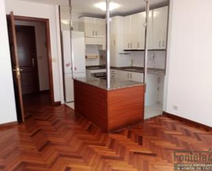 Cuina de Pis de lloguer en Culleredo amb Calefacció i Traster