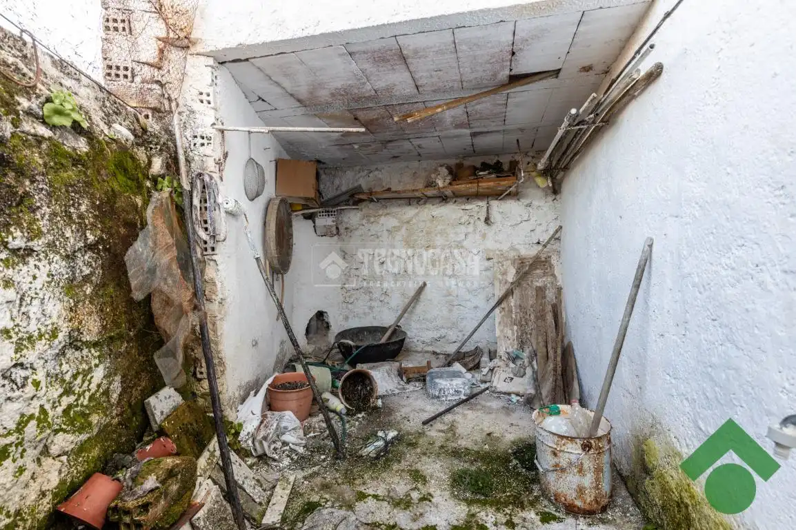 Casa adosada en venta en Colomera con Terraza