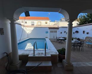 Piscina de Casa adosada en venda en  Córdoba Capital amb Calefacció, Parquet i Terrassa