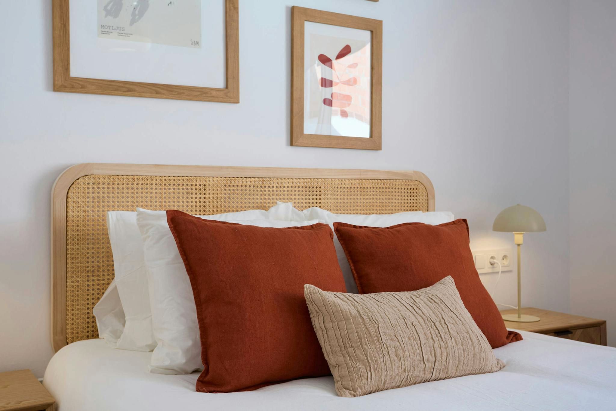 Dormitori de Pis de lloguer en L'Hospitalet de Llobregat amb Calefacció, Moblat i Rentadora