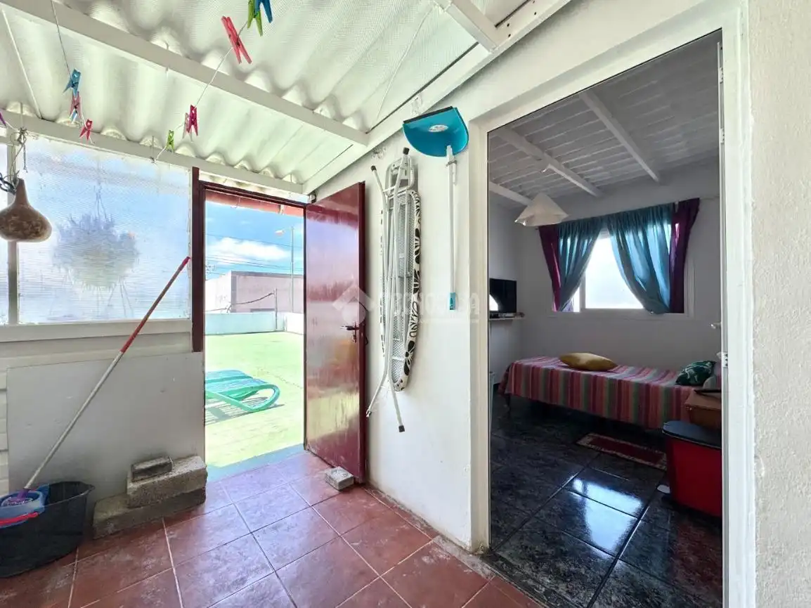 Casa adosada en venda en Las Palmas de Gran Canaria amb Traster i Balcó