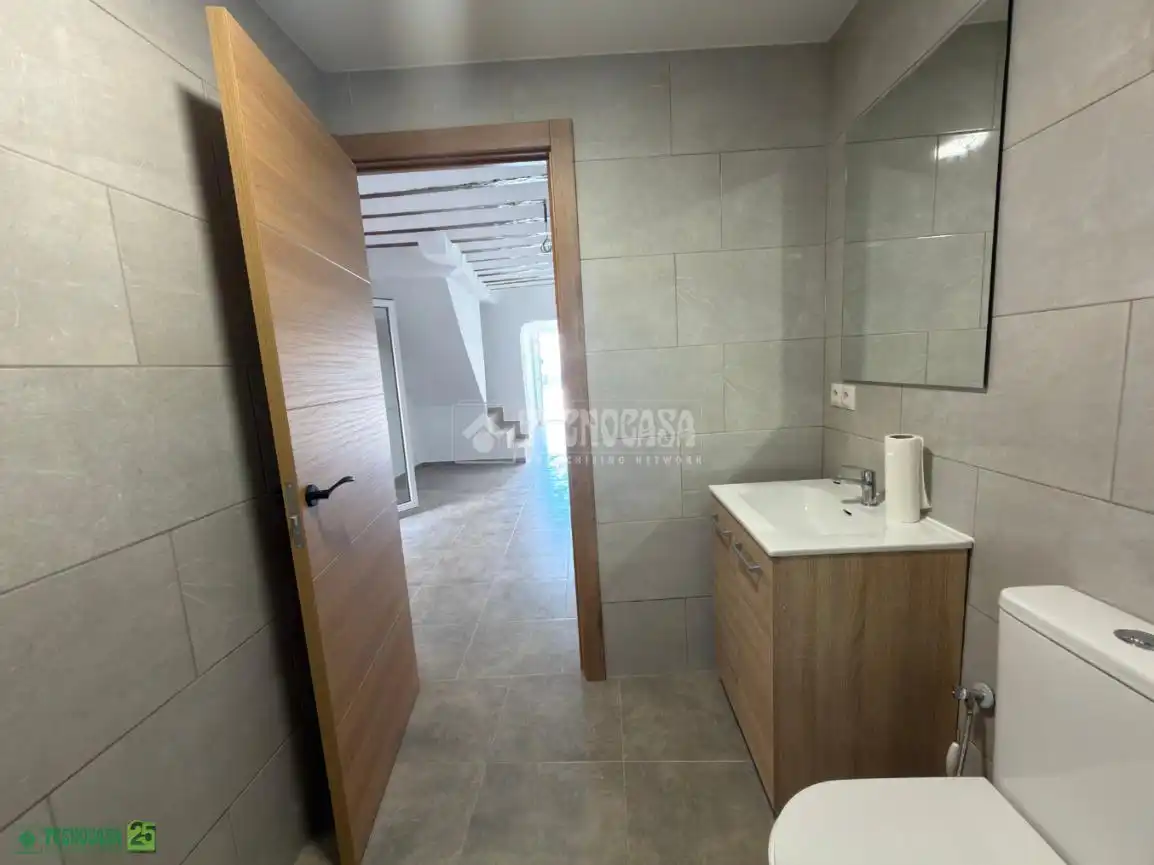 Baño de Casa adosada en venta en El Romeral con Terraza