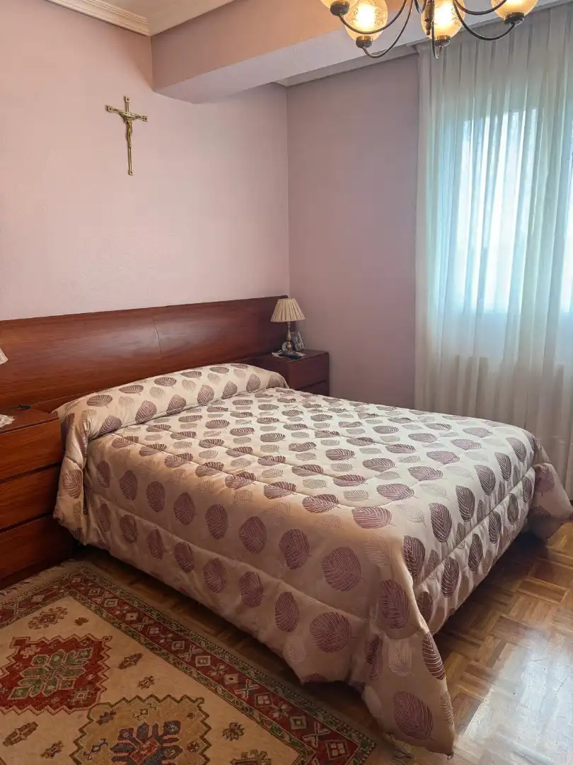 Habitación de Piso en venta en Basauri  con Calefacción, Terraza y Trastero