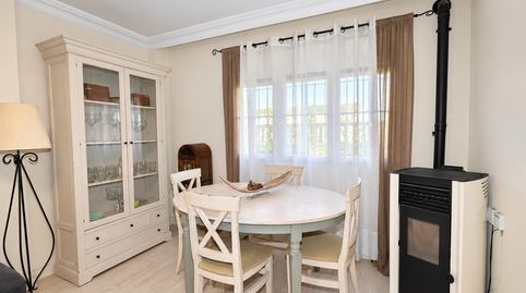 Foto 4 de Casa adosada en venta en Calle Islas Canarias, Residencial Triana - Barrio Alto, Las Gabias