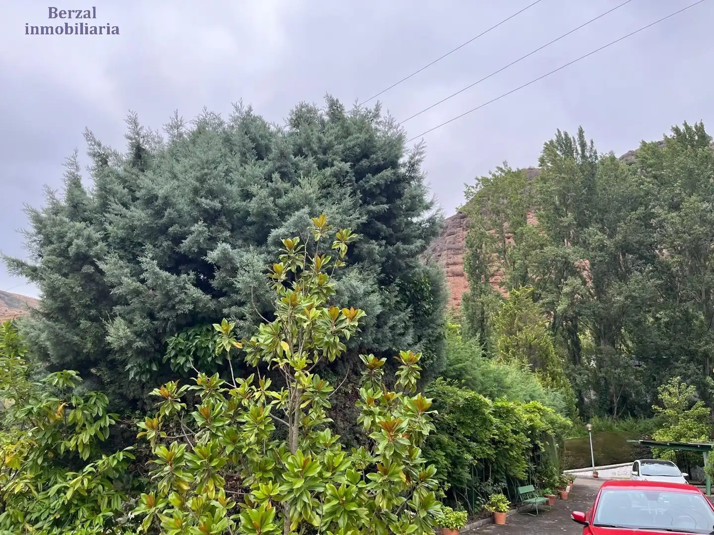 Jardí de Casa o xalet en venda en Sorzano amb Jardí privat, Terrassa i Traster