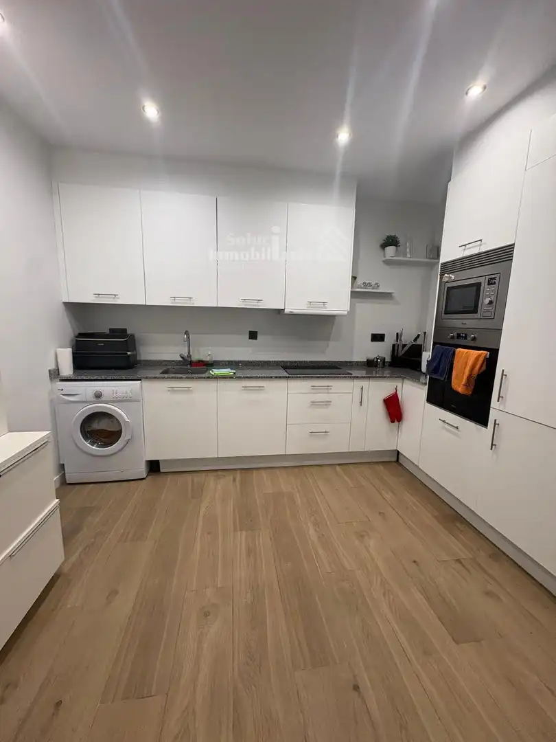 Cuina de Pis en venda en Salamanca amb Aire condicionat, Calefacció i Moblat