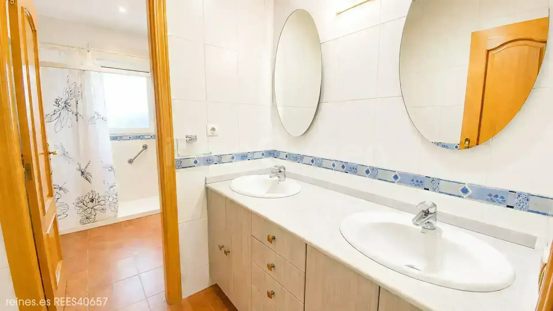 Bany de Casa o xalet en venda en Villaviciosa de Odón amb Calefacció i Jardí privat