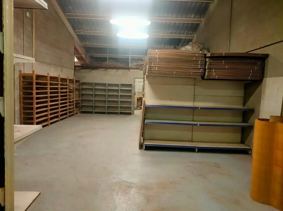 Nave industrial en venta en Valencia