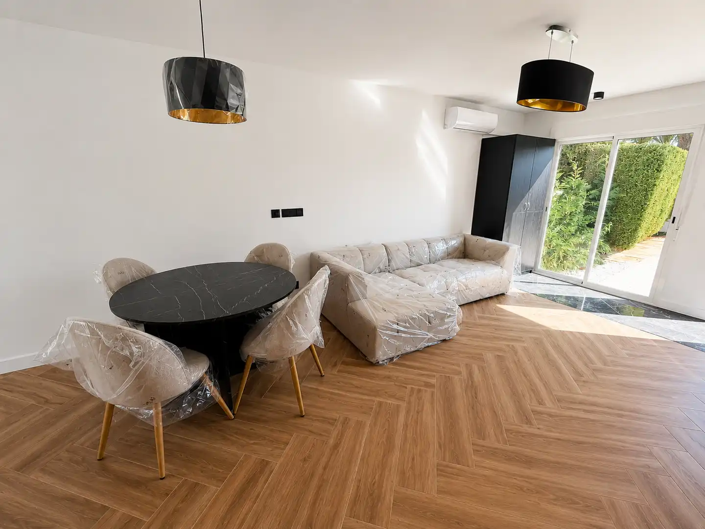 Sala de estar de Casa o chalet en venta en La Nucia con Aire acondicionado, Terraza y Piscina
