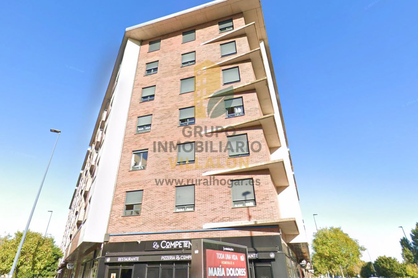 Exterior view of Flat for sale in León Capital   with Heating and Terrace